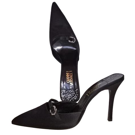 versace high heels schwarz|gianni Versace heels.